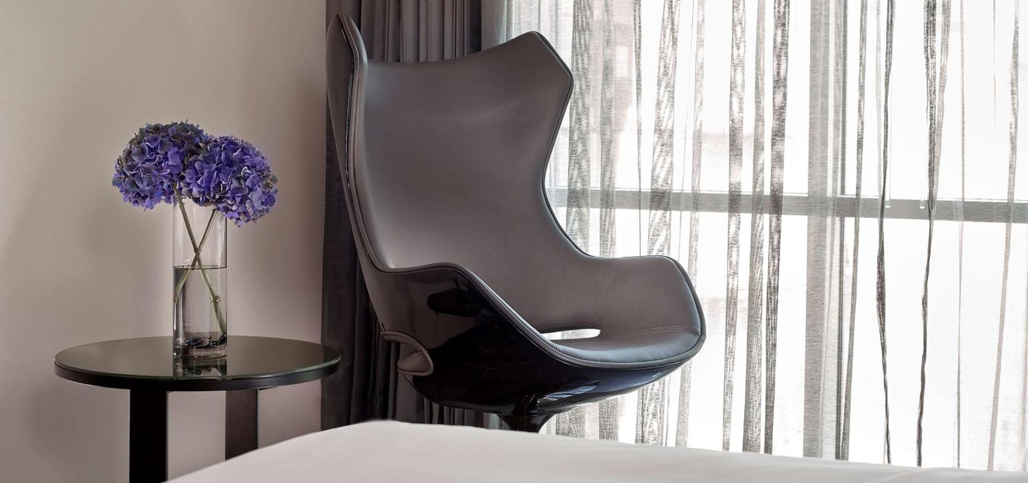 Park Plaza Riverbank 4* Лондон